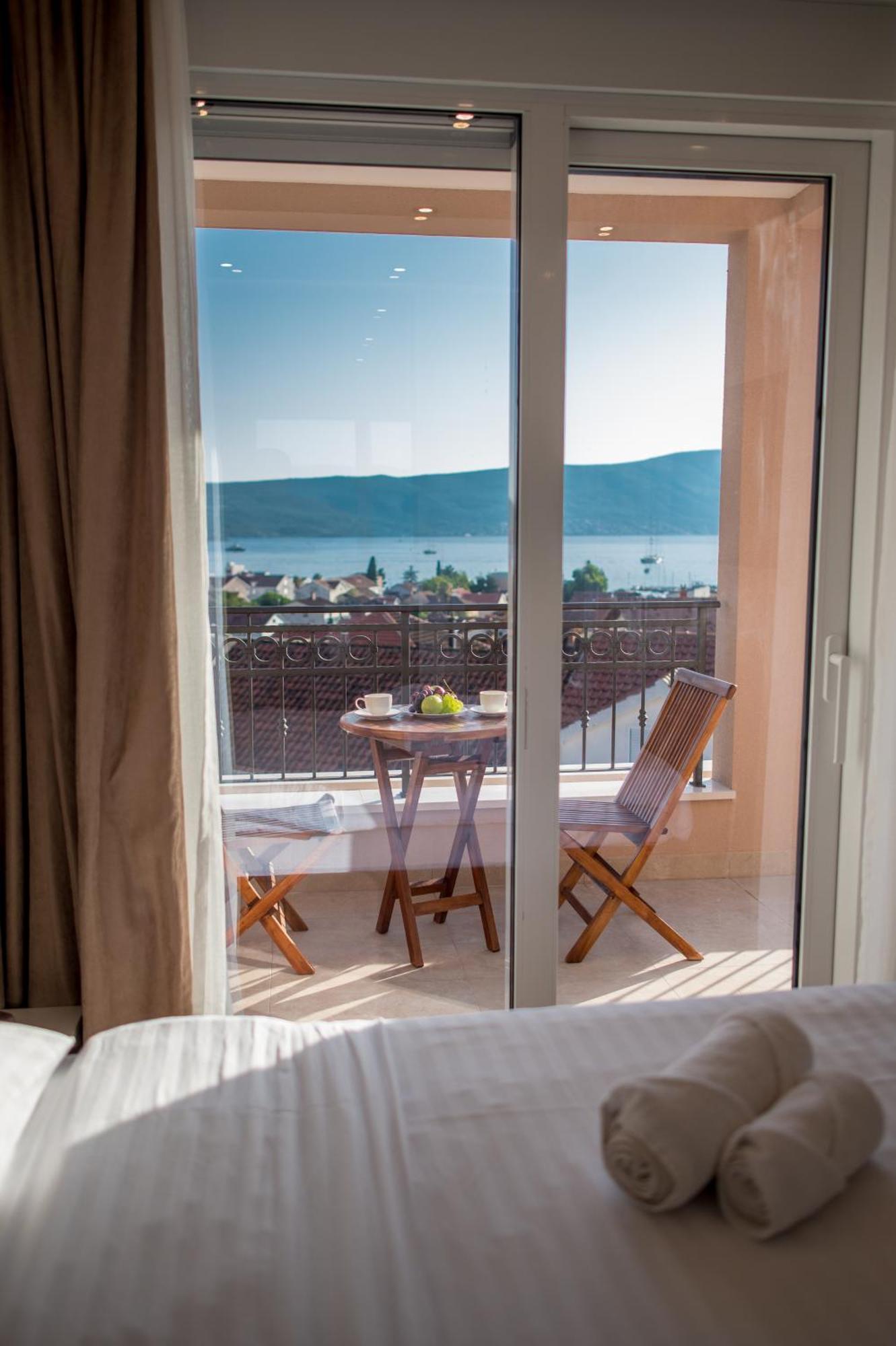 Luxury Apartments Ivanovic ティヴァト エクステリア 写真
