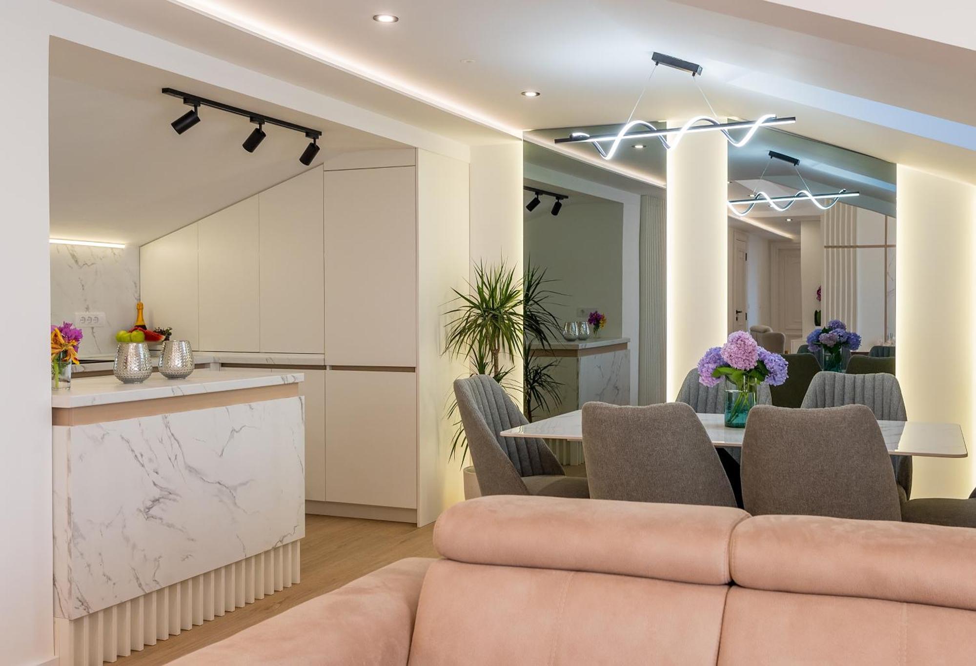 Luxury Apartments Ivanovic ティヴァト エクステリア 写真