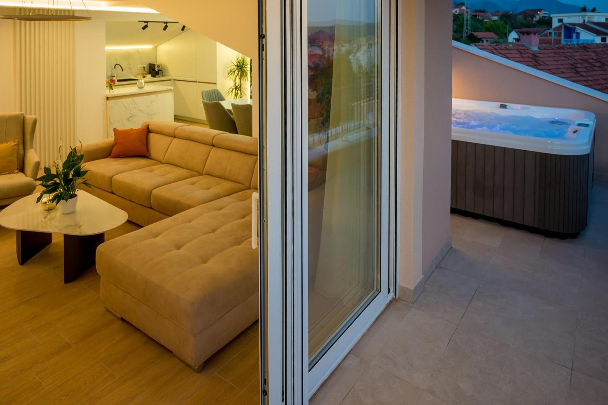 Luxury Apartments Ivanovic ティヴァト エクステリア 写真